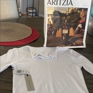 Aritzia brand NWT s/p white turtleneck